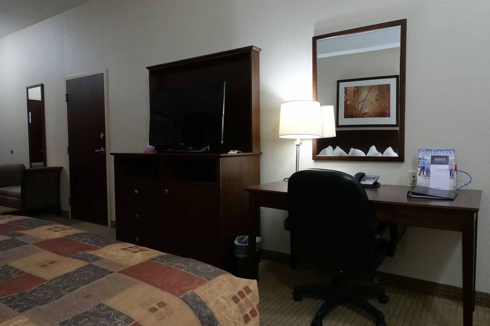 Hotel Ramada By Wyndham Weyburn Extérieur photo